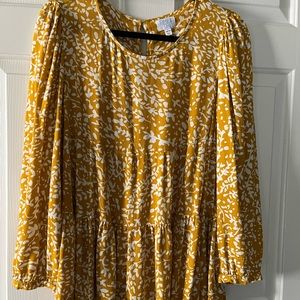 Time & true beautiful print blouse - size large